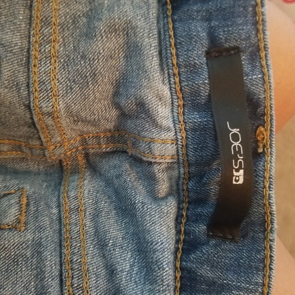 Shorts - Picture 5 of 6